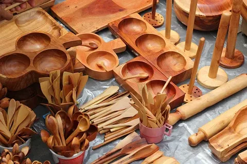 Top Wooden Handicraft Supplier in UAE